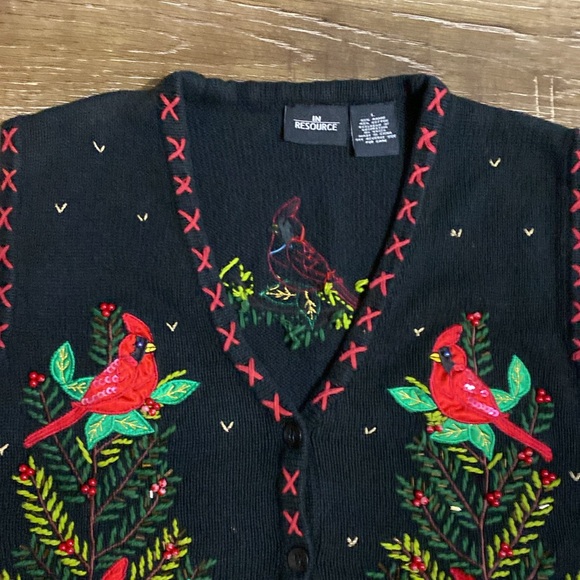 In Resource “Cardinal Sweater/Cardigan - Picture 5 of 9